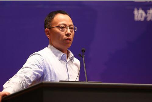 第四届世界经济论坛在h视频
成功举办